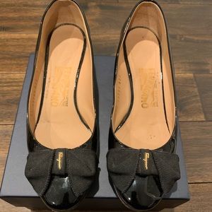 Salvatore Ferragamo flat pumps